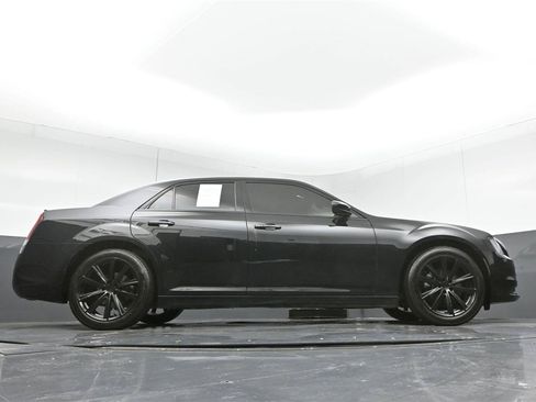 Used 2021 Chrysler 300 Touring w/ Sport Appearance Package RWD image 32
