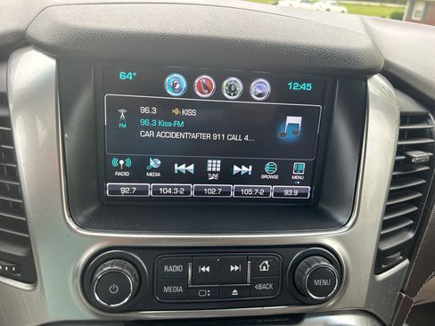 Used 2019 Chevrolet Tahoe LT image 24