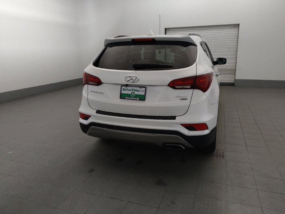 Used 2018 Hyundai Santa Fe Sport w/ 2.4L Value Package 02 AWD/4WD image 7