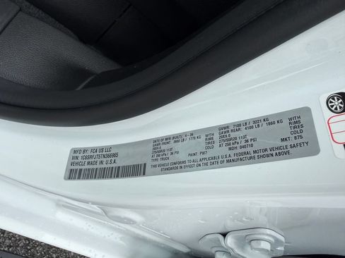 New 2026 RAM 1500 Laramie AWD/4WD image 29