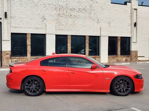 Used 2022 Dodge Charger Scat Pack w/ Plus Group RWD image 2