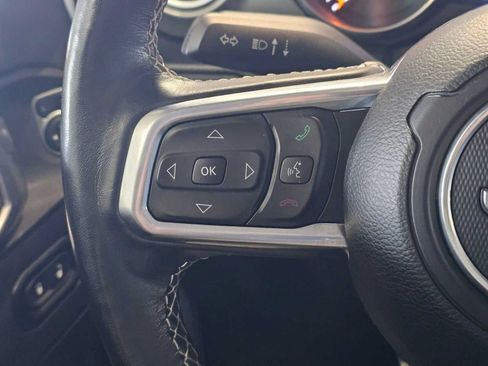Used 2023 Jeep Wrangler Unlimited Sahara w/ Cold Weather Group AWD/4WD image 25