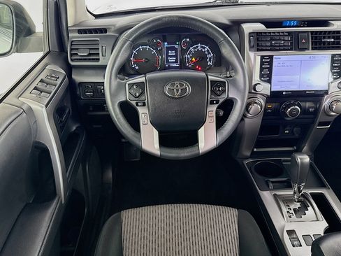 Used 2022 Toyota 4Runner SR5 image 16