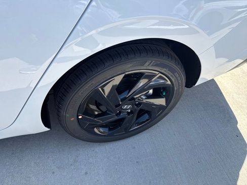 New 2026 Hyundai Elantra Sport FWD image 11