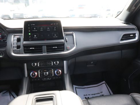 Used 2022 GMC Yukon XL SLT w/ SLT Luxury Package image 11