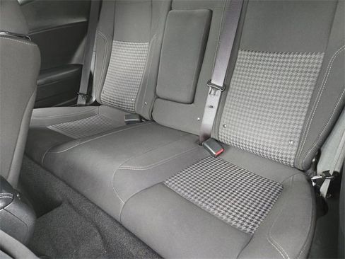 Used 2023 Dodge Challenger SXT image 27