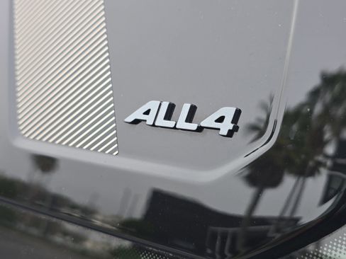 Certified 2025 MINI Cooper Countryman S image 10