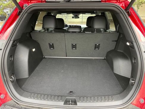 Used 2025 Chevrolet Equinox LT w/ Convenience Package II FWD image 7