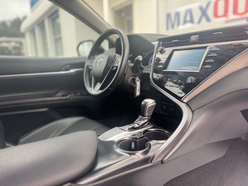 Used 2018 Toyota Camry SE image 52