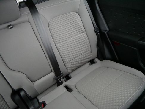 Used 2020 Ford Escape SE Sport image 14