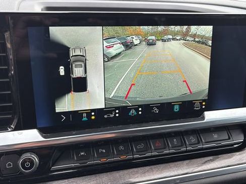 Used 2023 Chevrolet Silverado 1500 LTZ w/ LTZ Premium Package image 27