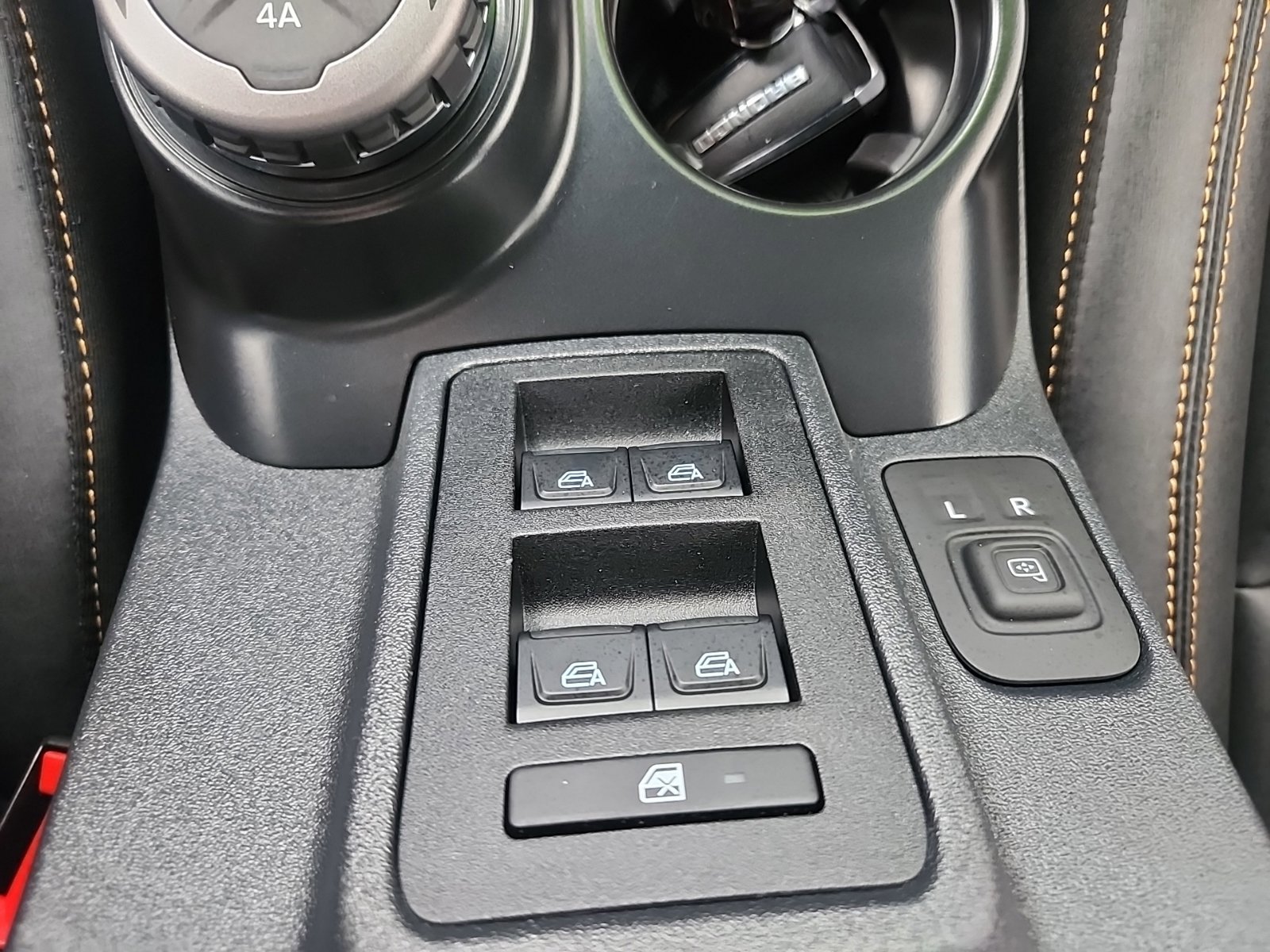 Used 2024 Ford Bronco Badlands AWD/4WD image 29