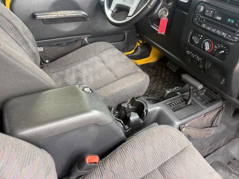 Used 2004 Jeep Wrangler 4WD image 93