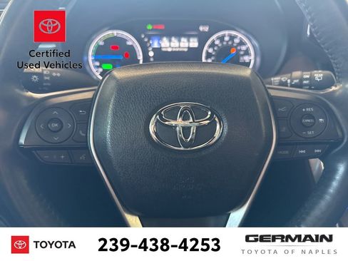 Certified 2021 Toyota Venza XLE w/ Softex Package image 18