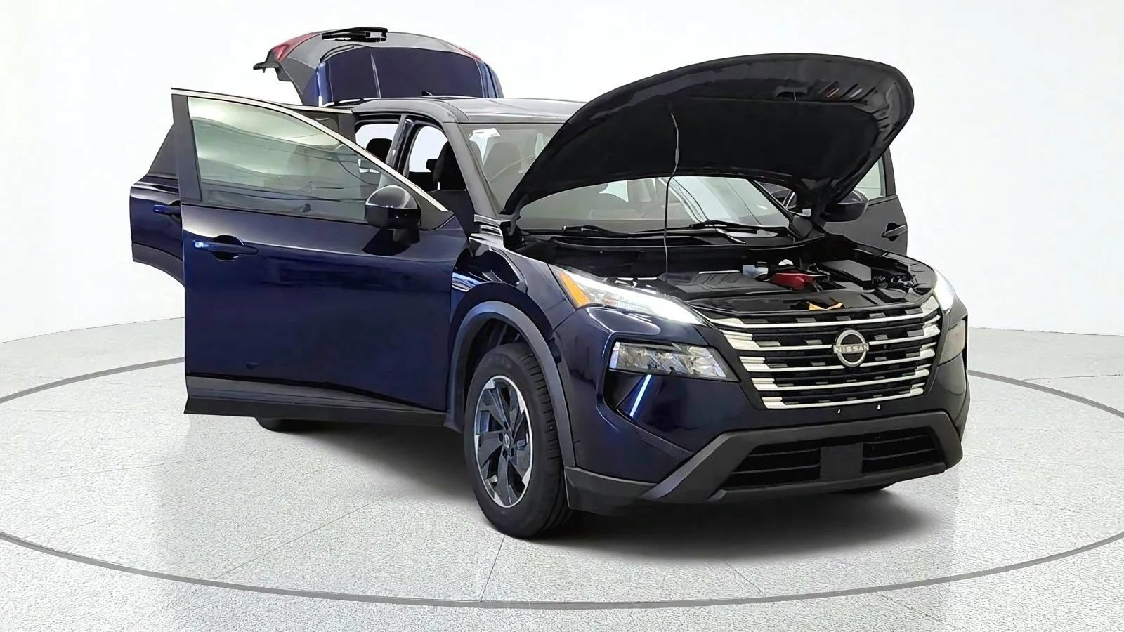 Used 2024 Nissan Rogue SV AWD/4WD image 12