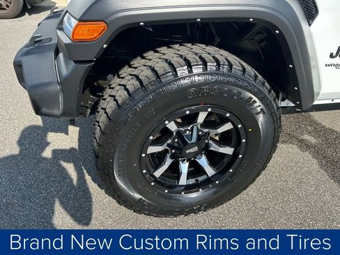 Used 2021 Jeep Wrangler Sport image 14