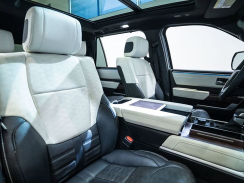 Certified 2023 Toyota Sequoia Capstone image 15