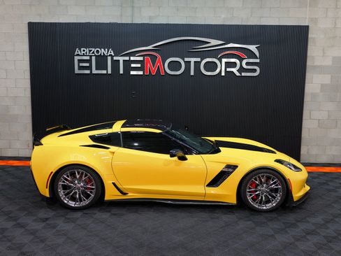Used 2016 Chevrolet Corvette Z06 w/ 2LZ Preferred Equipment Group RWD image 17