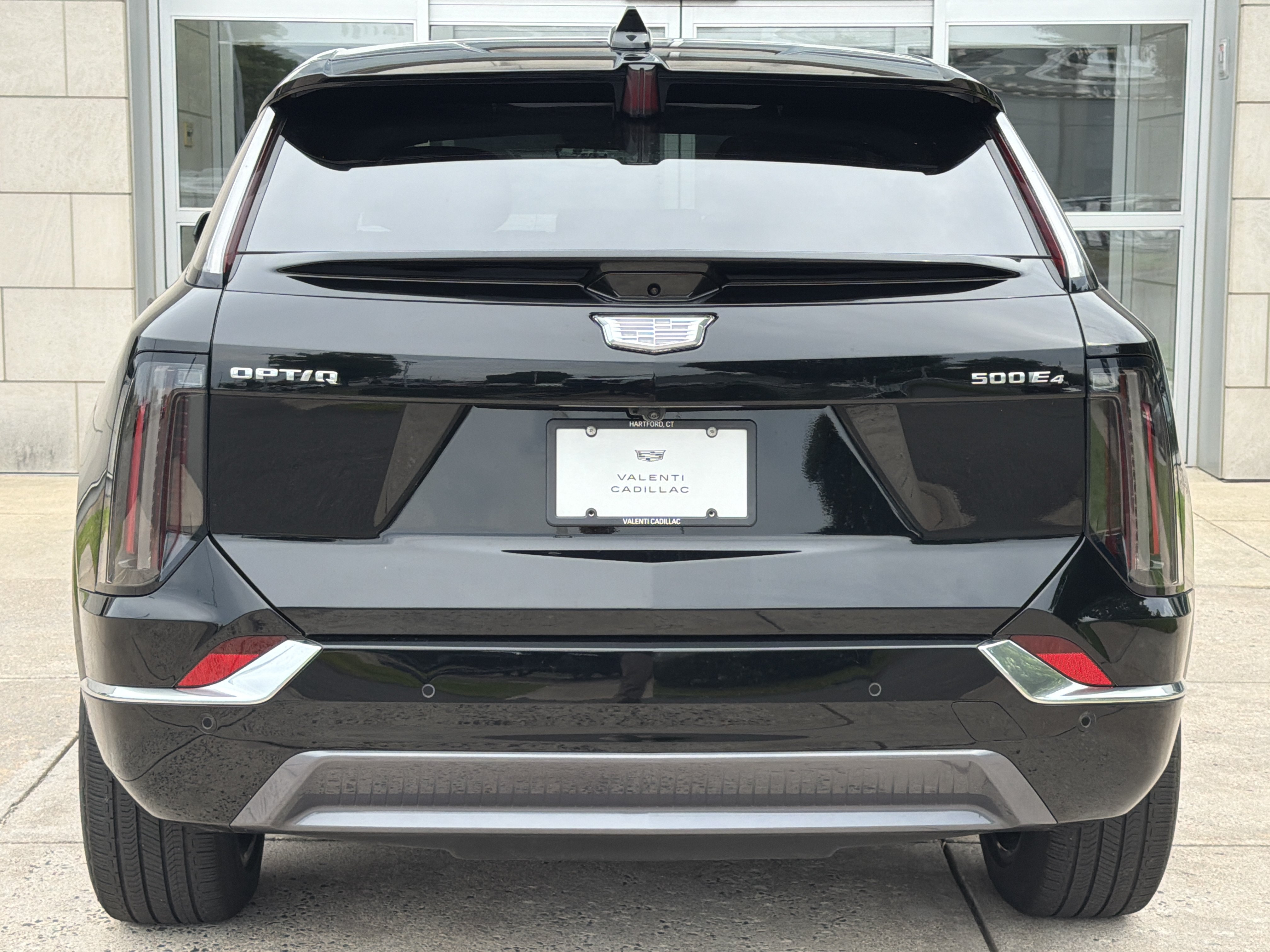 Used 2025 Cadillac Optiq Luxury 2 w/ LPO, Floor Liner Package AWD/4WD image 7