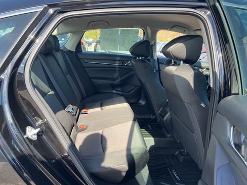 Used 2022 Honda Accord LX image 25