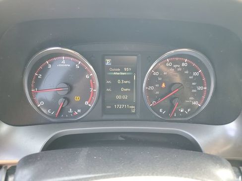 Used 2017 Toyota RAV4 SE FWD image 15