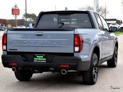 New 2026 Honda Ridgeline Black Edition image 3