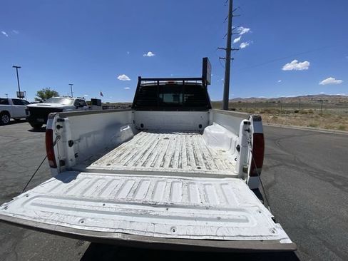 Used 2005 Ford F250 XL AWD/4WD image 11