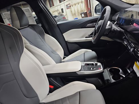 New 2026 BMW X1 xDrive28i w/ Technology Package image 10