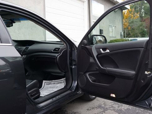 Used 2011 Acura TSX Sedan image 32