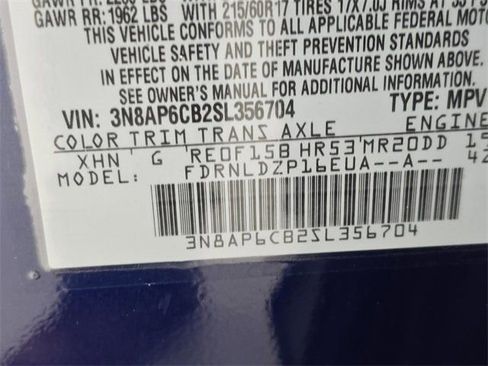 Used 2025 Nissan Kicks SV image 31