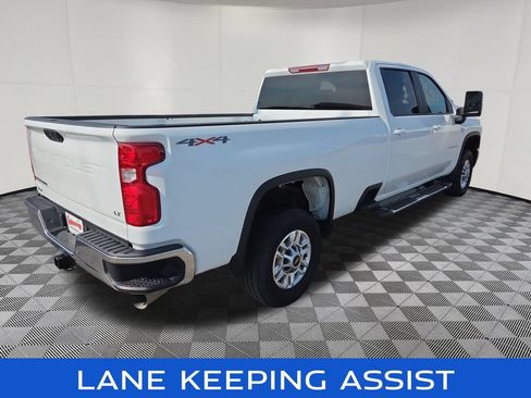 Used 2025 Chevrolet Silverado 2500 LT w/ Convenience Package AWD/4WD image 4