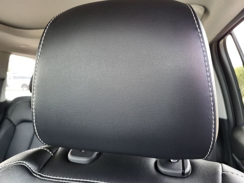 Used 2022 Jeep Grand Cherokee Limited 4xe image 15