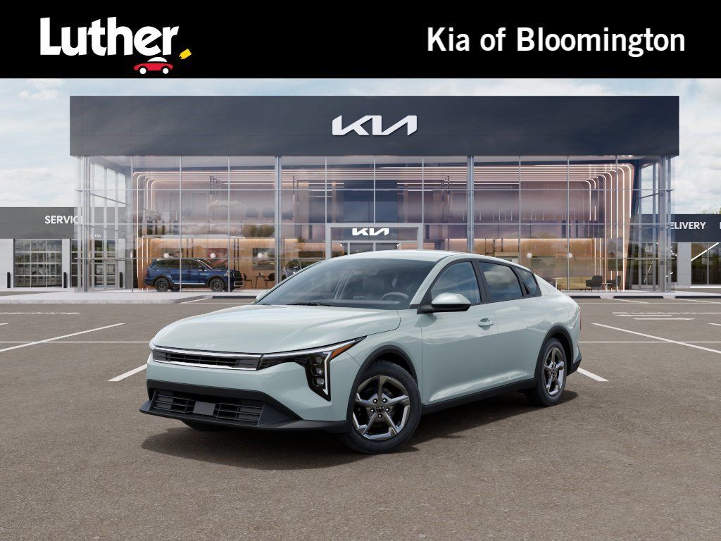New 2026 Kia K4 FWD image 1