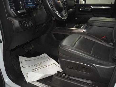 Used 2024 Chevrolet Silverado 3500 LTZ w/ LTZ Convenience Package AWD/4WD image 41