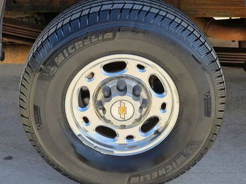Used 2002 Chevrolet Silverado 2500 LS w/ Off-Road Skid Plate Pkg AWD/4WD image 22