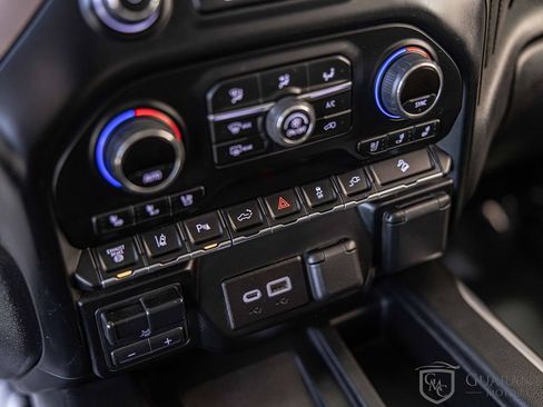 Used 2023 Chevrolet Silverado 3500 High Country w/ Z71 Off-Road Package image 28