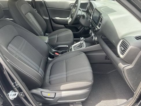 New 2026 Hyundai Venue SEL FWD image 13