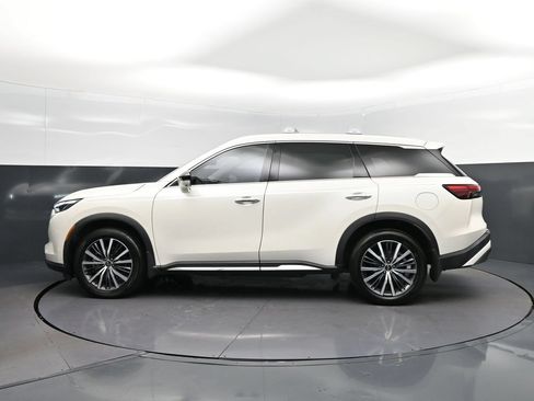 Certified 2023 INFINITI QX60 Sensory w/ Vision Package AWD/4WD image 4