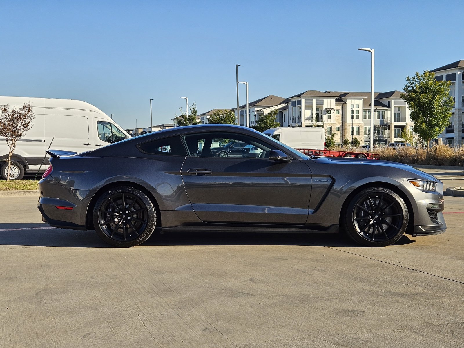Used 2017 Ford Mustang Shelby GT350 w/ Electronics Package RWD image 7