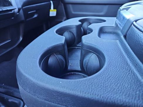 Used 2024 RAM 2500 Tradesman w/ Chrome Appearance Group image 14