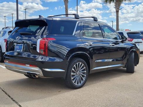 Used 2024 Hyundai Palisade Calligraphy image 4