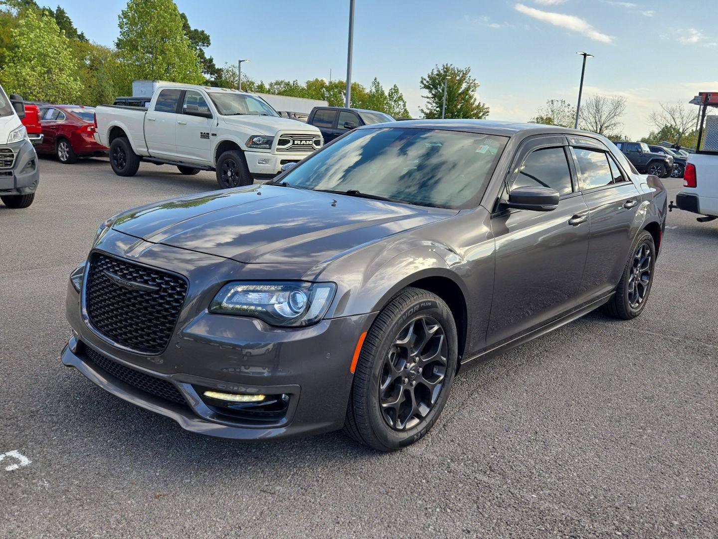 Used 2022 Chrysler 300 Touring L w/ Popular Equipment Group AWD/4WD image 3