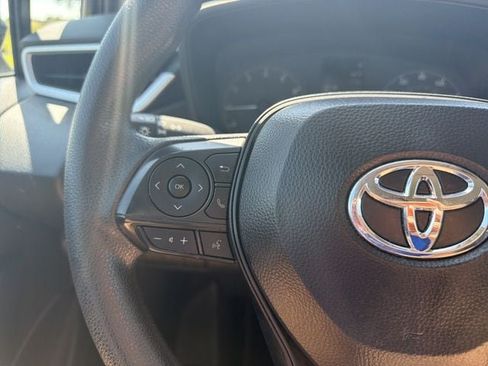Used 2025 Toyota Corolla LE FWD image 24