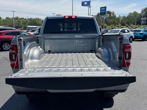 Used 2024 RAM 2500 Laramie AWD/4WD image 10