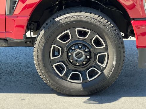 Used 2026 Ford F350 Platinum AWD/4WD image 16