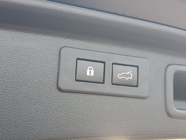 Certified 2022 Subaru Forester Touring AWD/4WD image 9