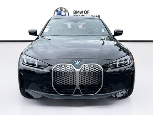 Used 2025 BMW i4 eDrive40 RWD image 2