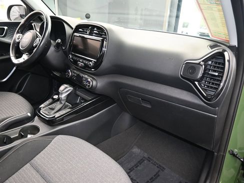 Used 2022 Kia Soul EX image 45
