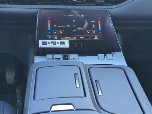 New 2026 INFINITI QX80 4WD w/ Sport Exterior Package image 21