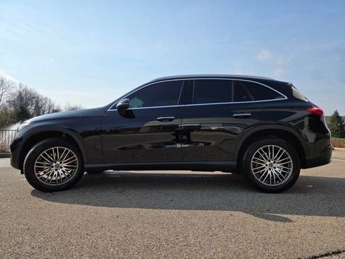 Used 2026 Mercedes-Benz GLC 300 4MATIC image 22